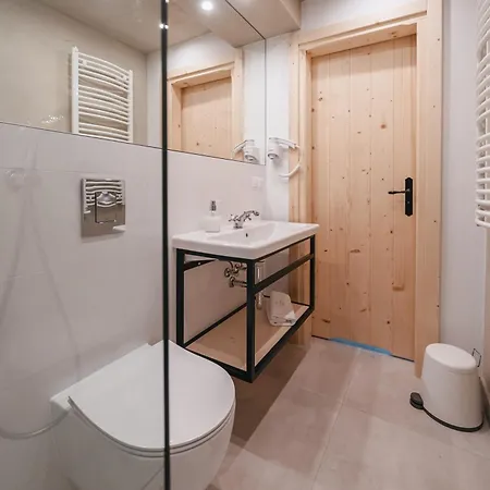 Apartamenty Przystanek Grapa Bialka Tatrzanska Exterior photo